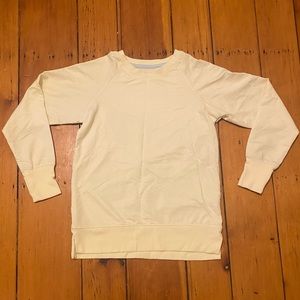 Olivia Parker Plush Fleece Crew Neck Sweatshirt
Size M